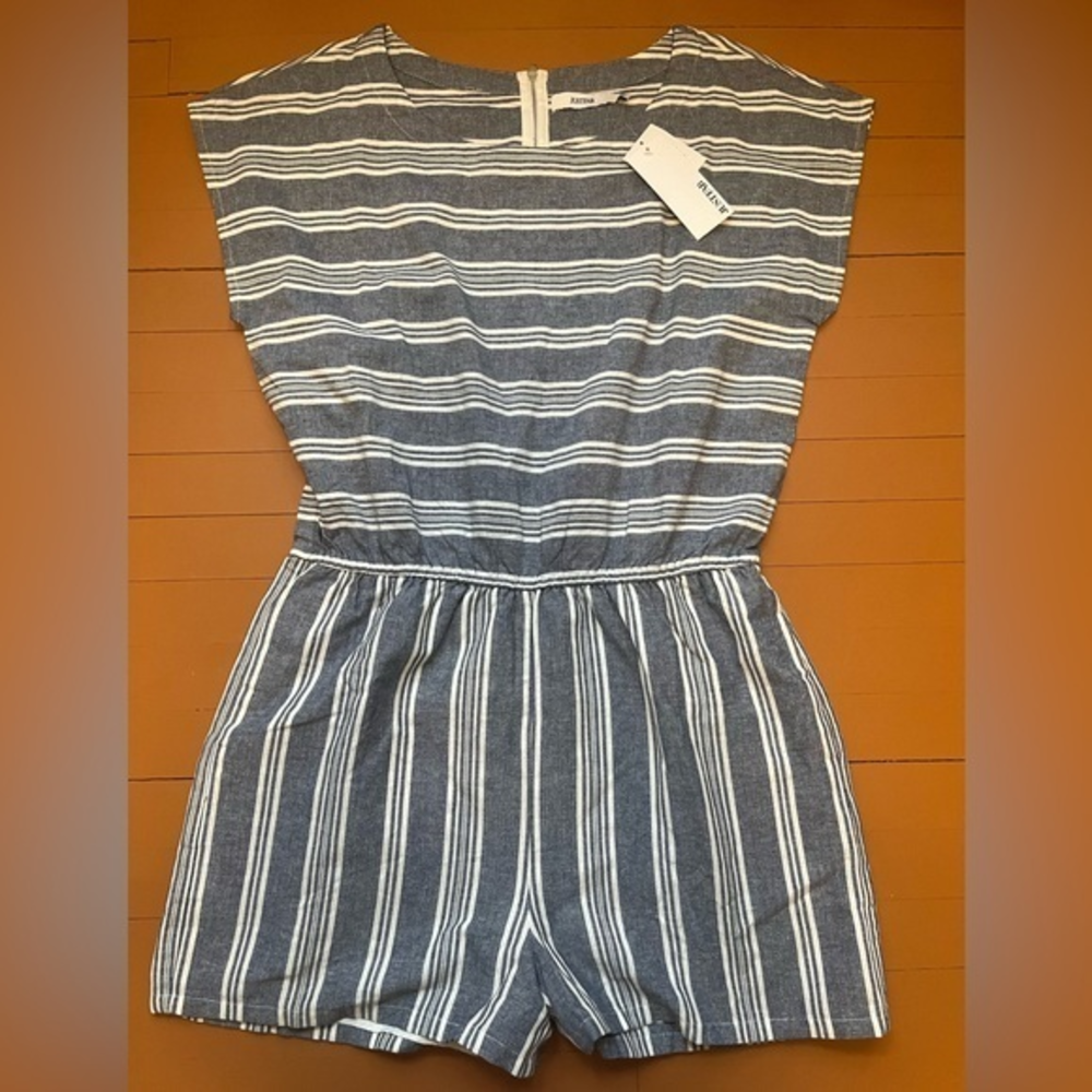 JustFab Striped Romper Sz‎ XL NWT